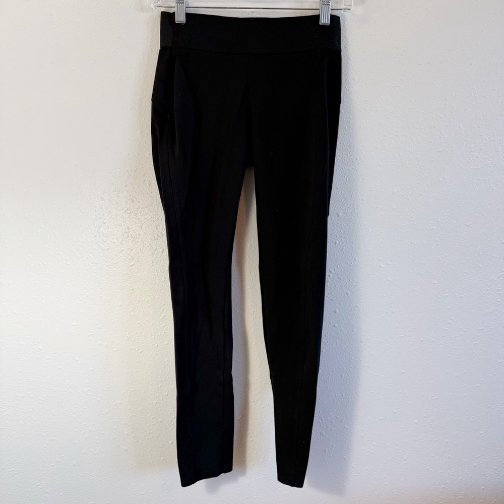 Vera Wang Black Leggings Sleek Stretchy Design